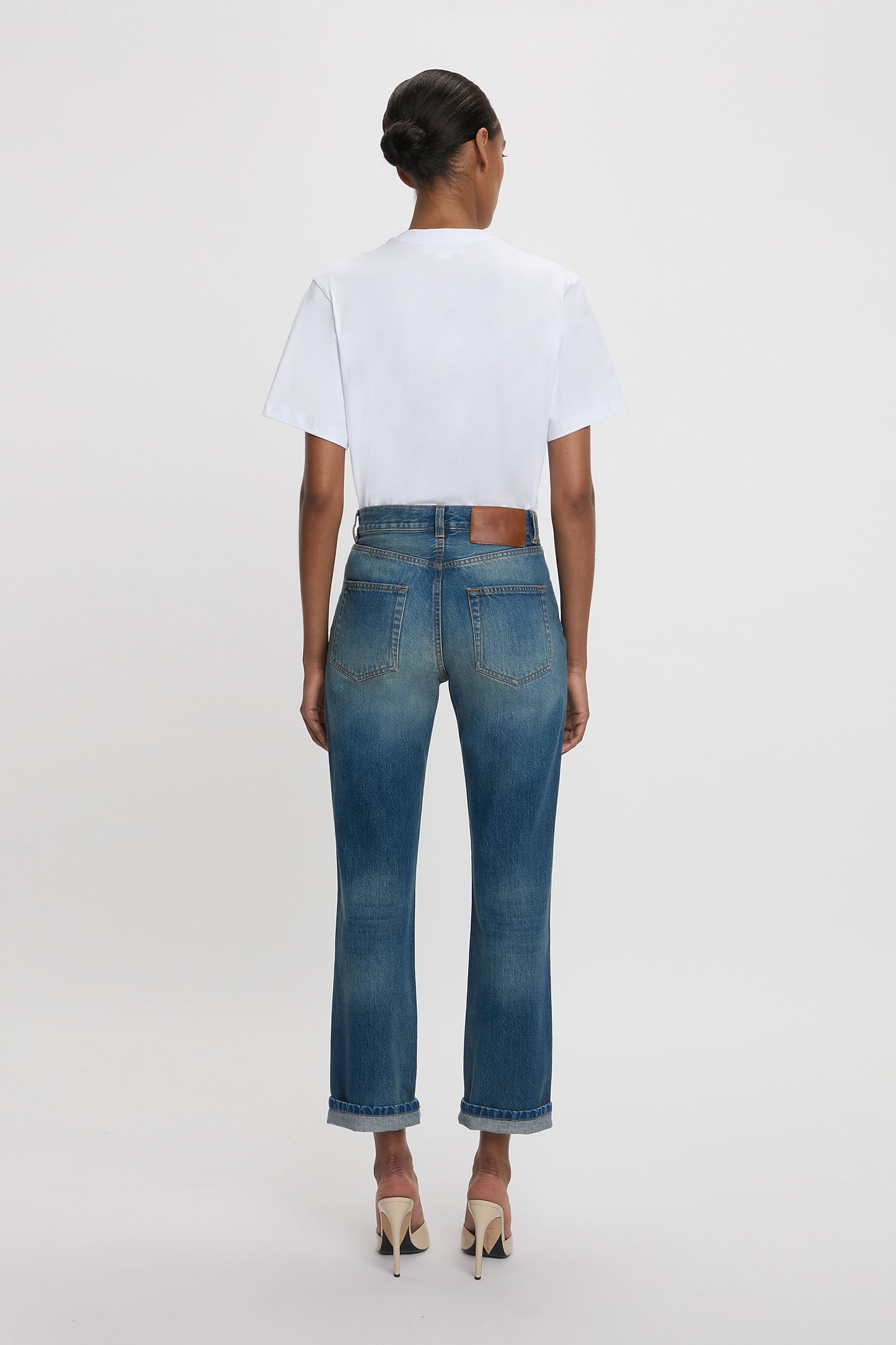 Victoria Relaxed Jean In Mid Blue