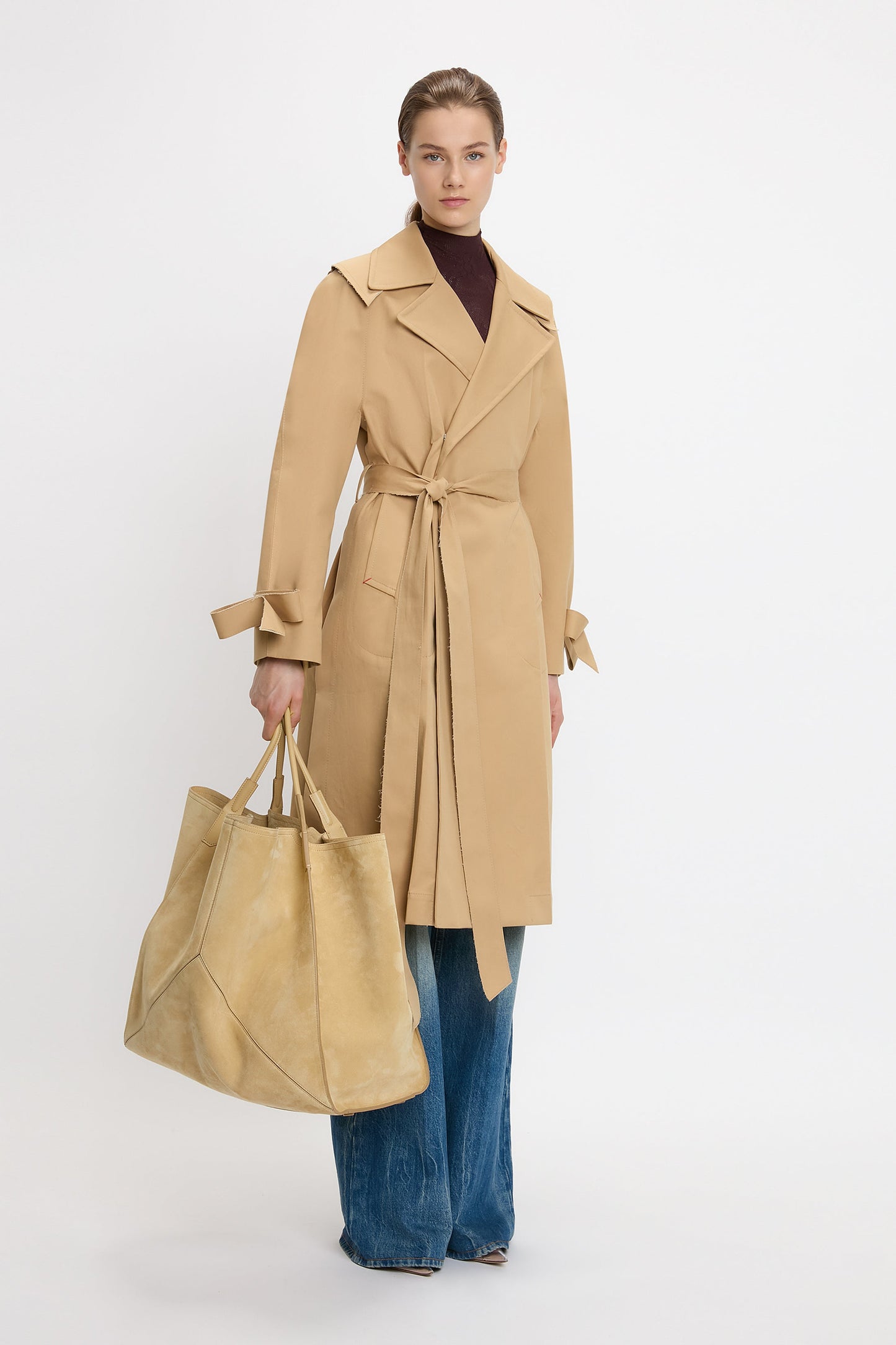 XL Victoria Tote In Sand Suede