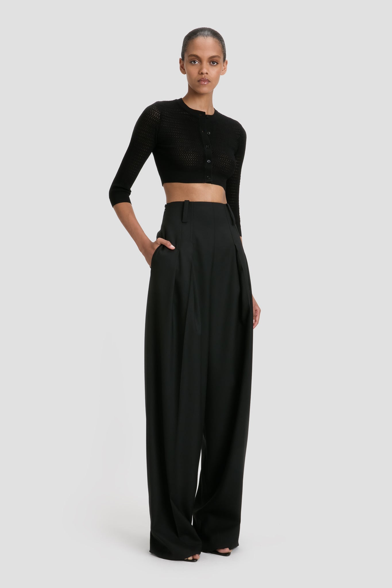 Cropped Sleeve Cardigan In Black