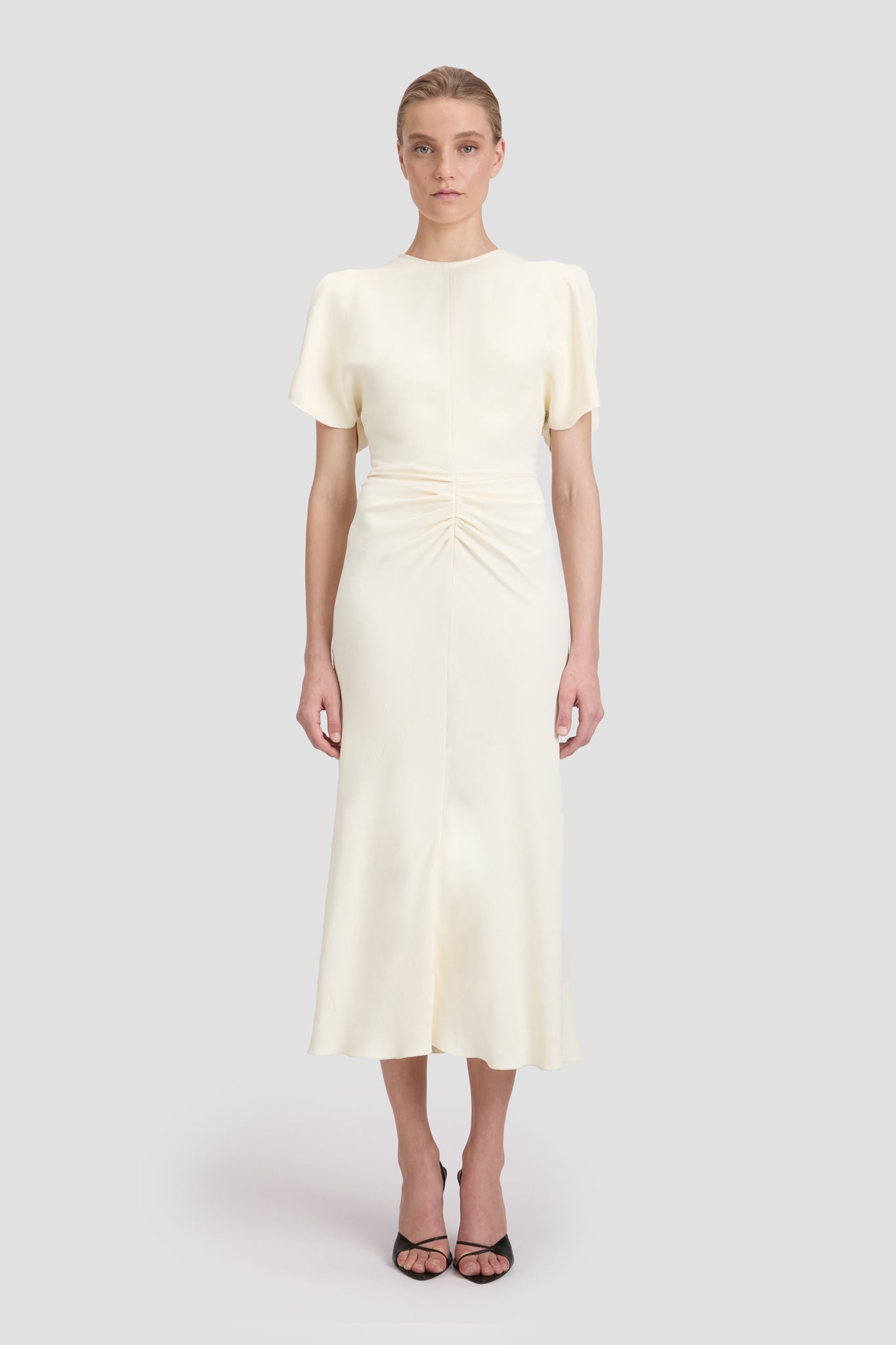 Robe Midi à Taille Froncée en Ivoire