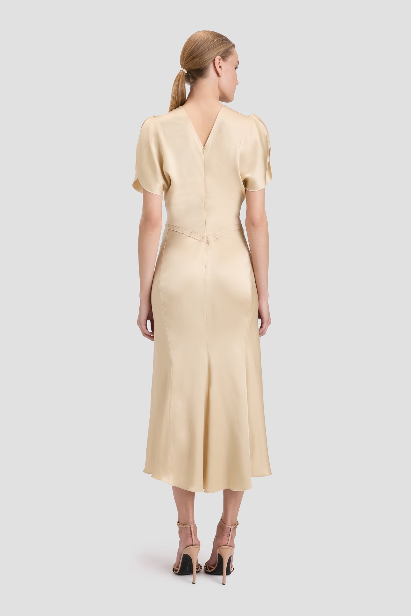 Gathered Waist Midi Dress In Macadamia