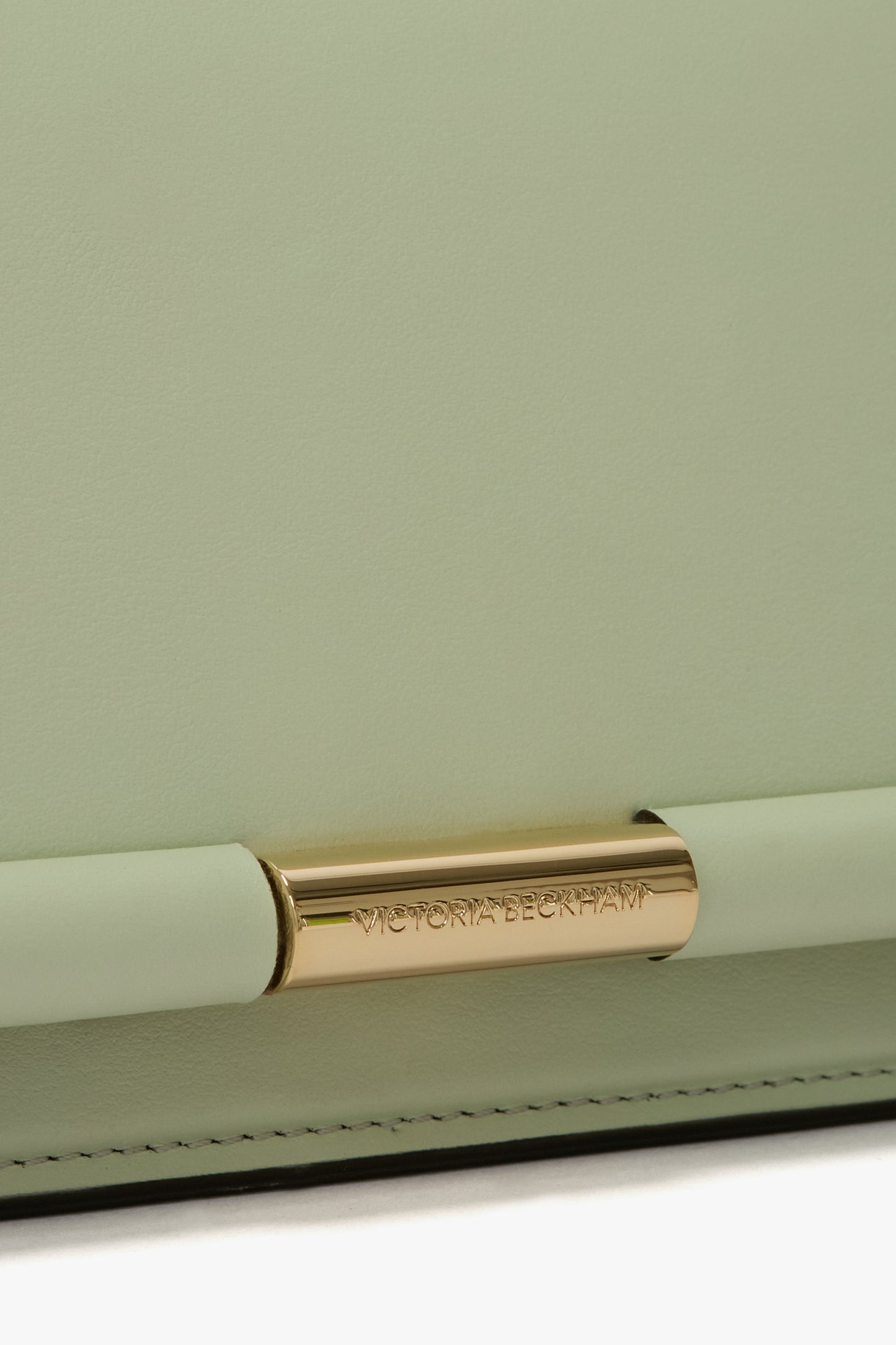 202 Clutch Bag In Pale Green Smooth Leather