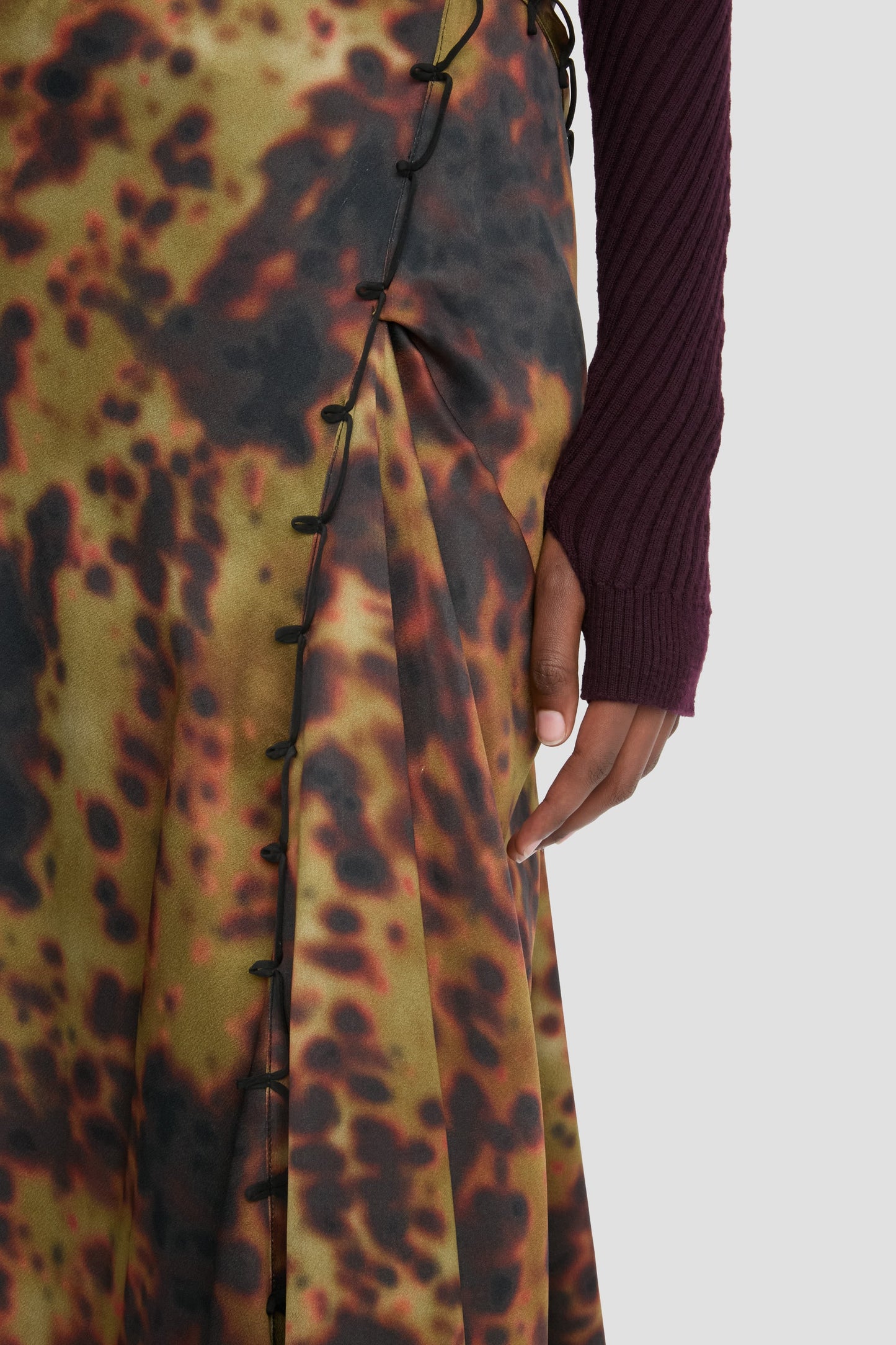 Rouleau Detail Midi Skirt In Olive Brown Print