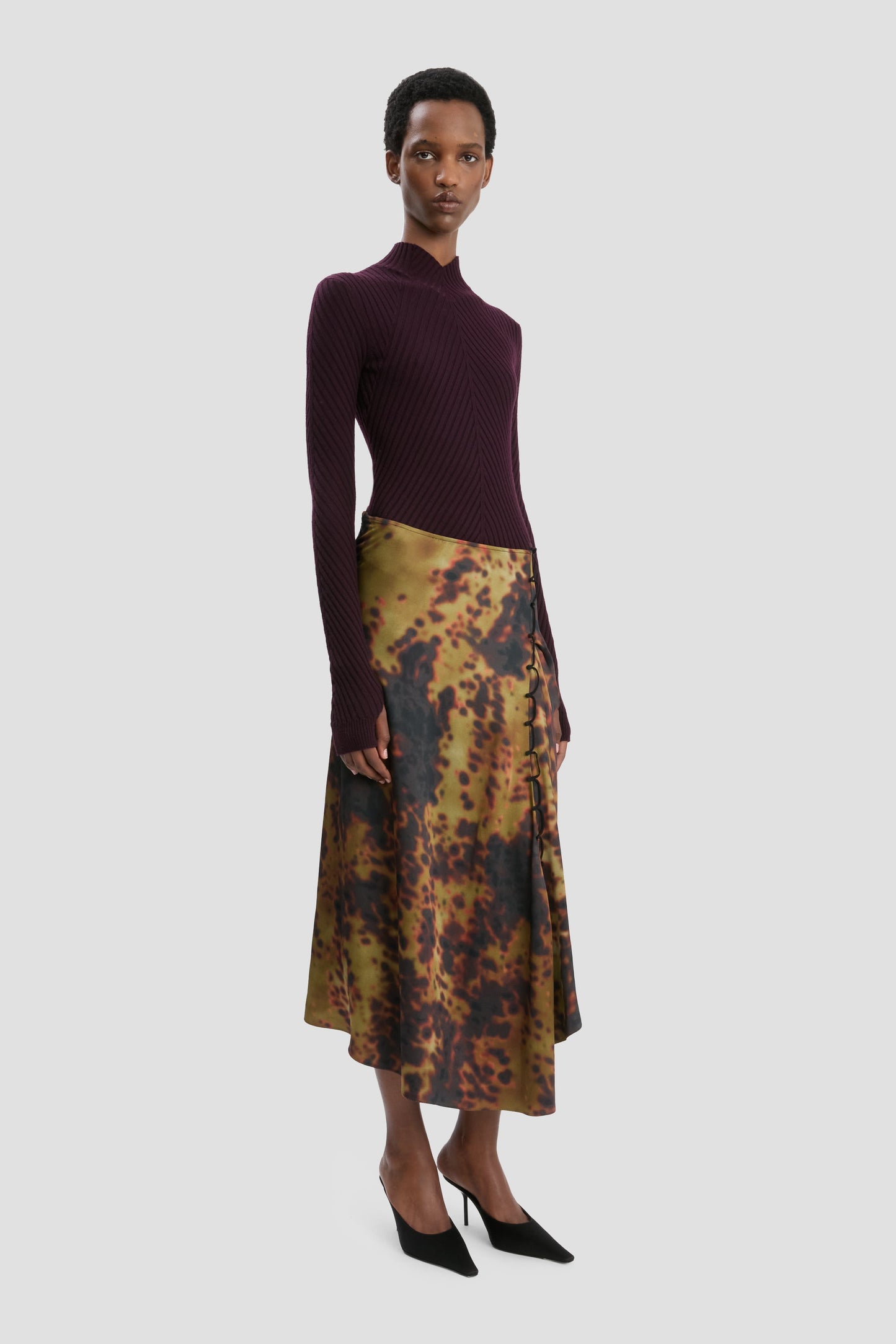 Rouleau Detail Midi Skirt In Olive Brown Print