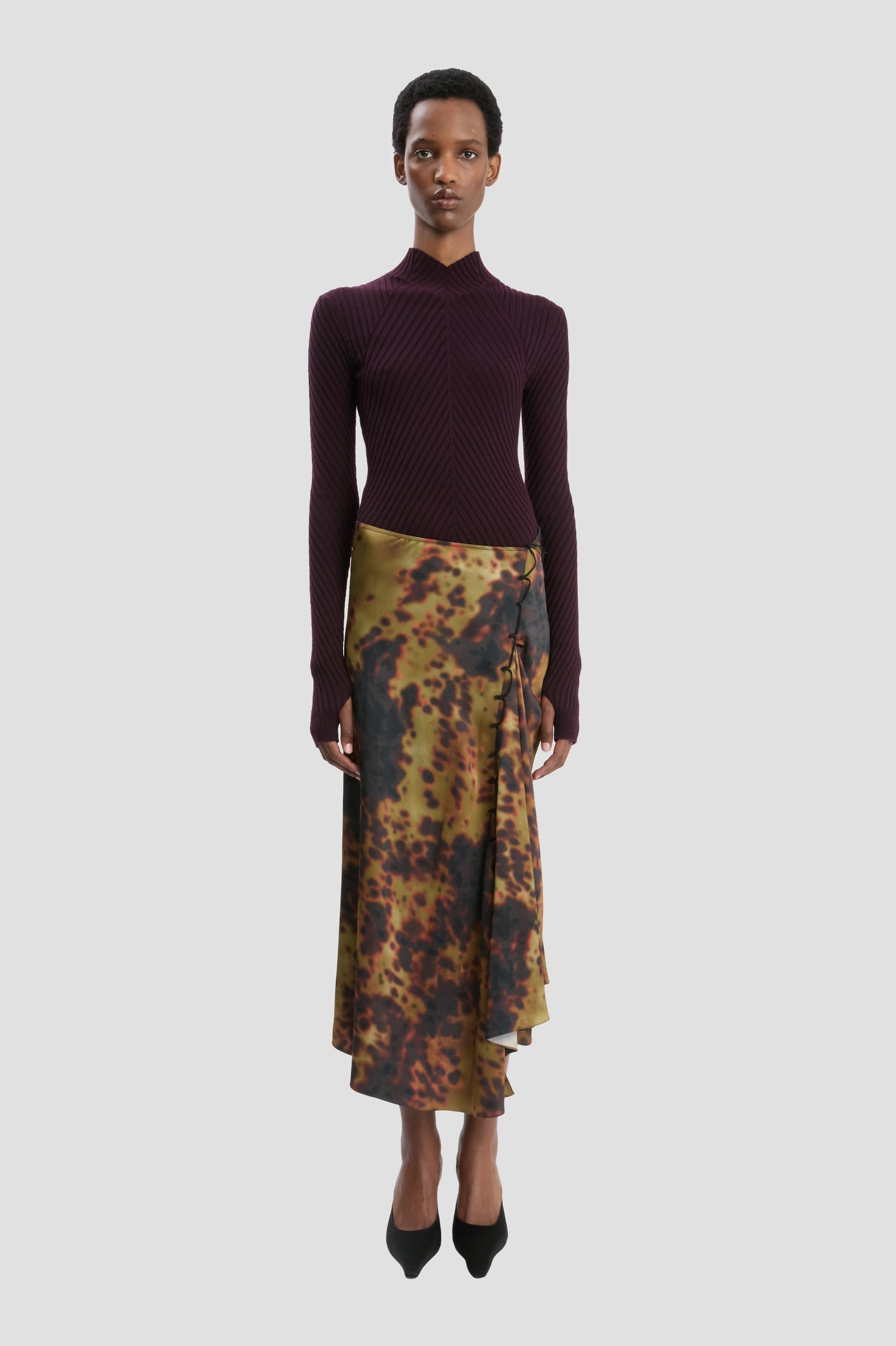 Rouleau Detail Midi Skirt In Olive Brown Print