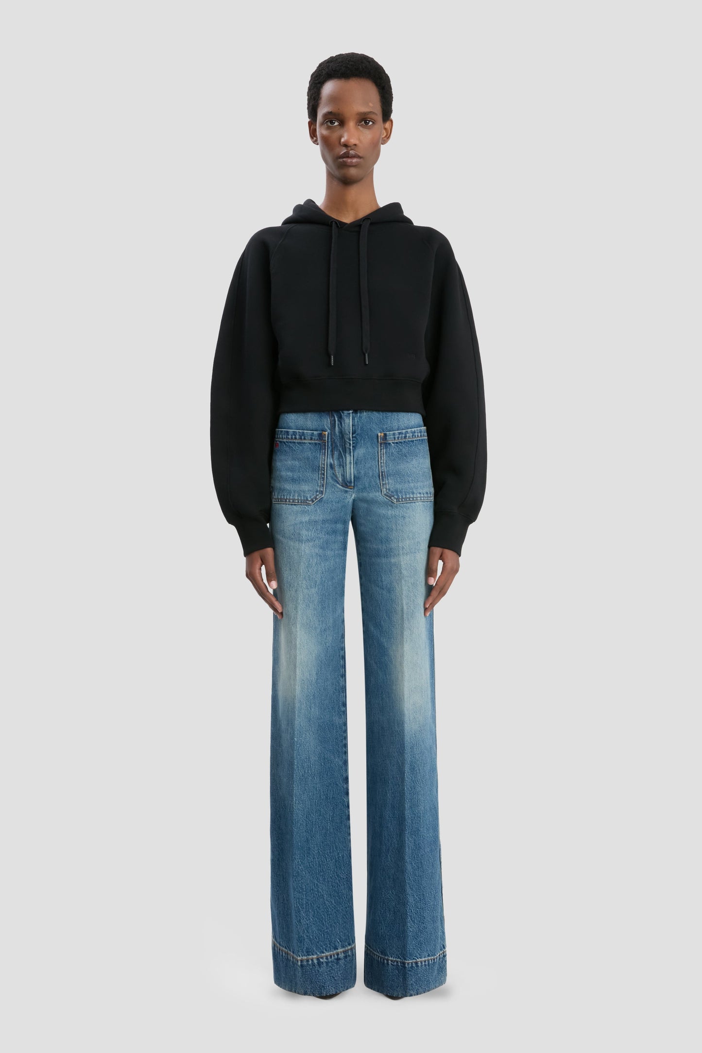 Cropped Raglan Hoodie In Black