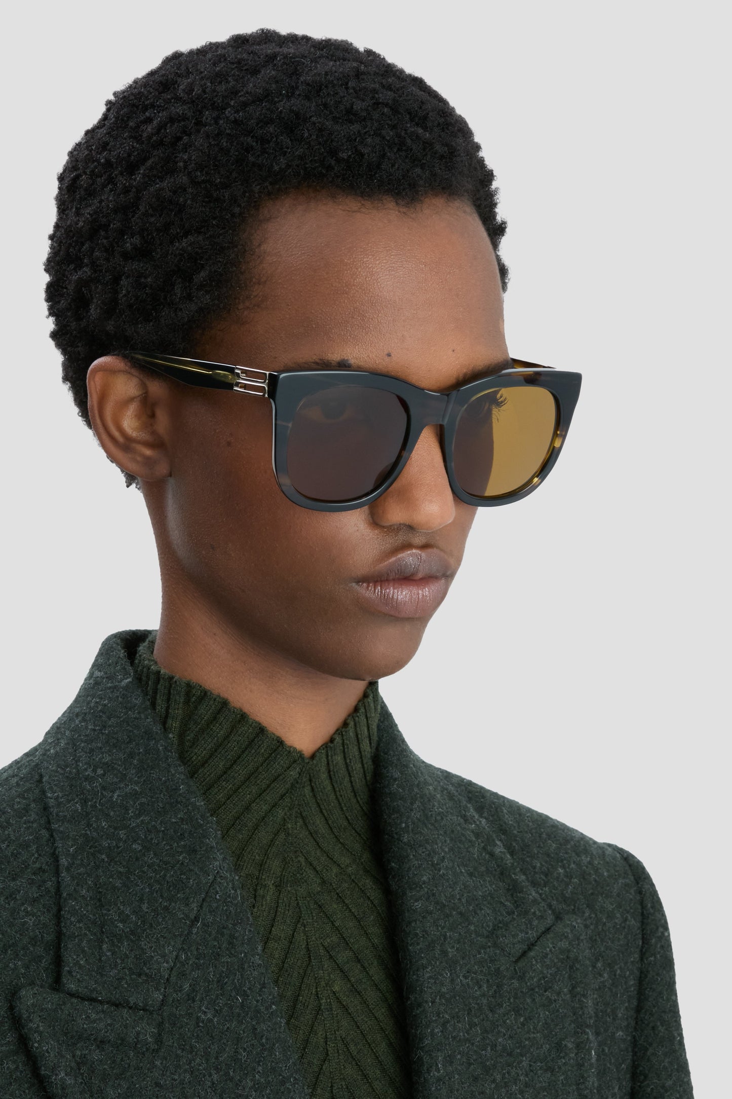 Acetate Dorian Sunglasses in Striped Khaki Horn