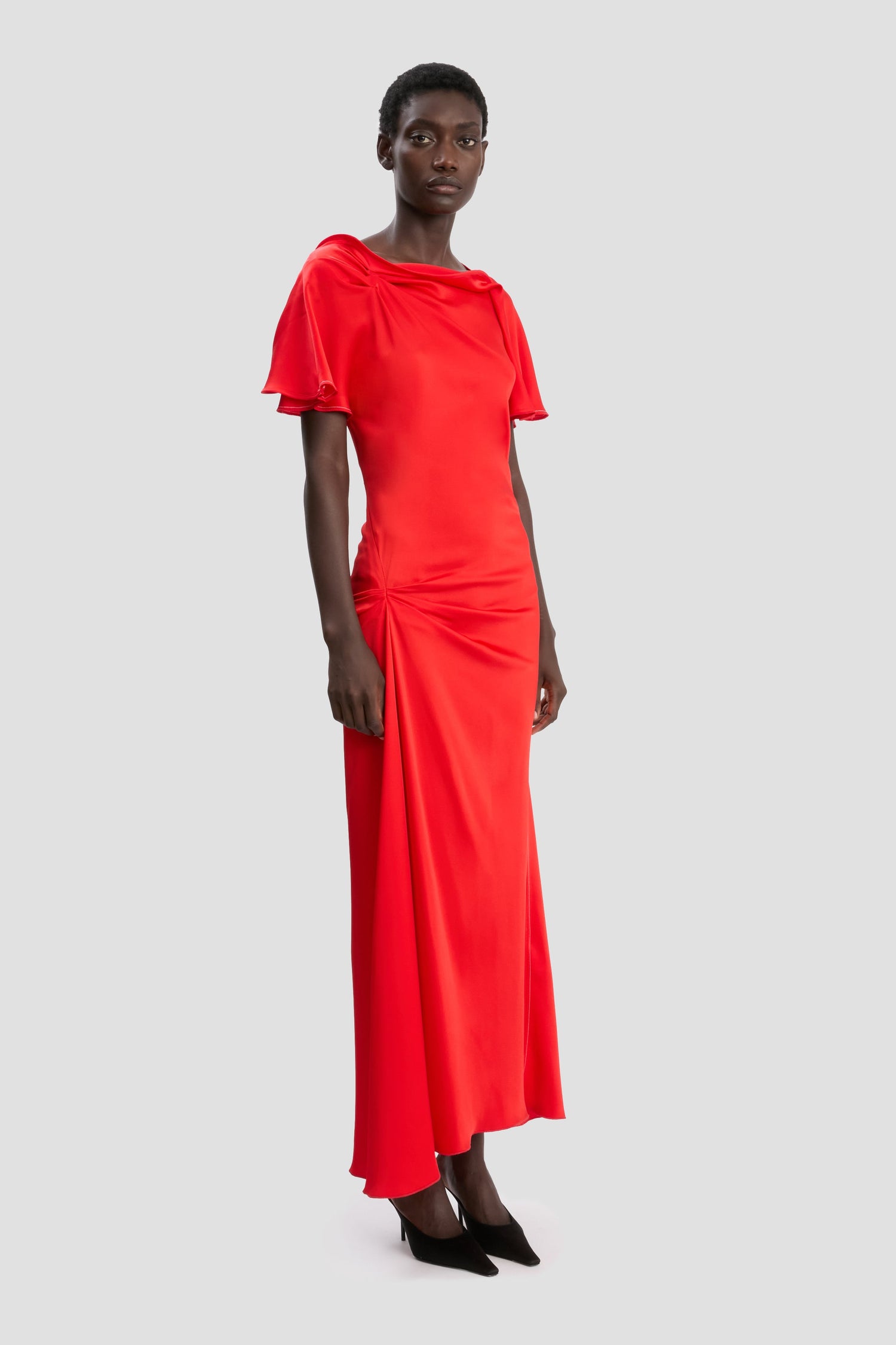 Robe Drapée À Mancherons En Cayenne