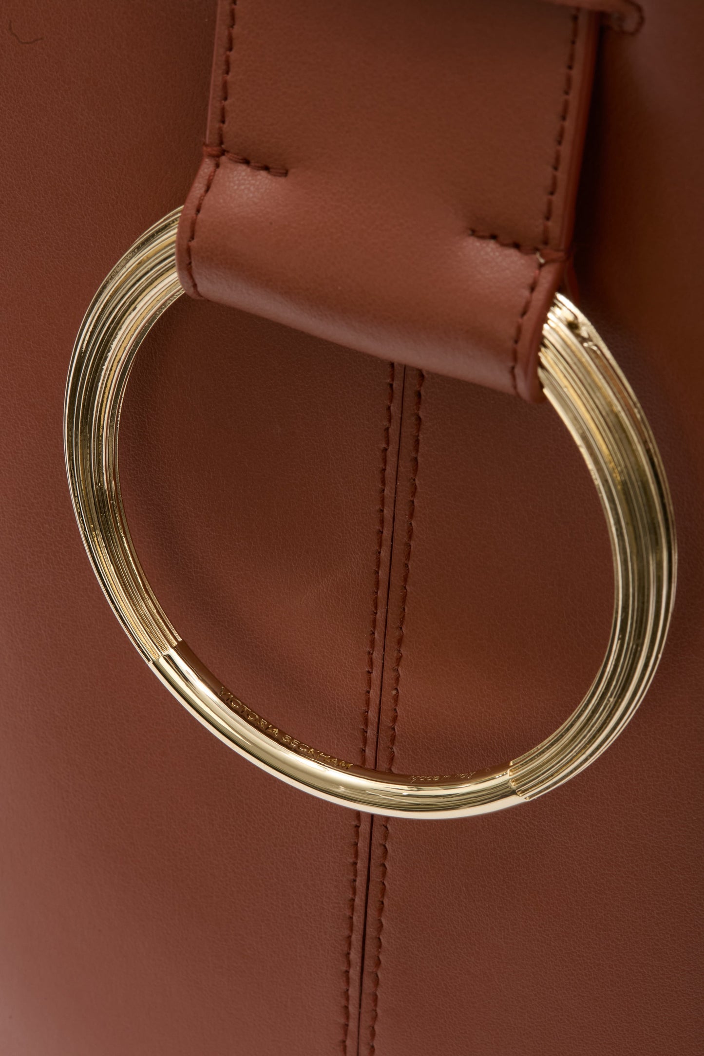 Dia Bucket Bag In Tan Smooth Leather