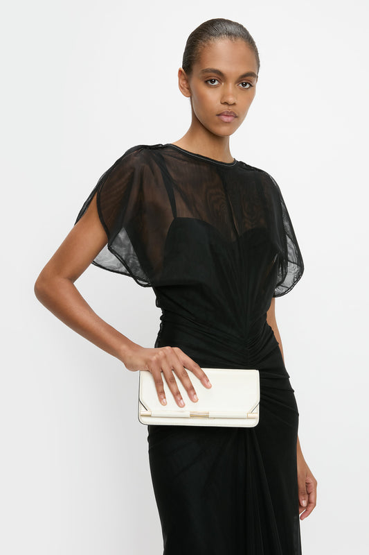 202 Clutch Bag In Ivory Distressed Leather