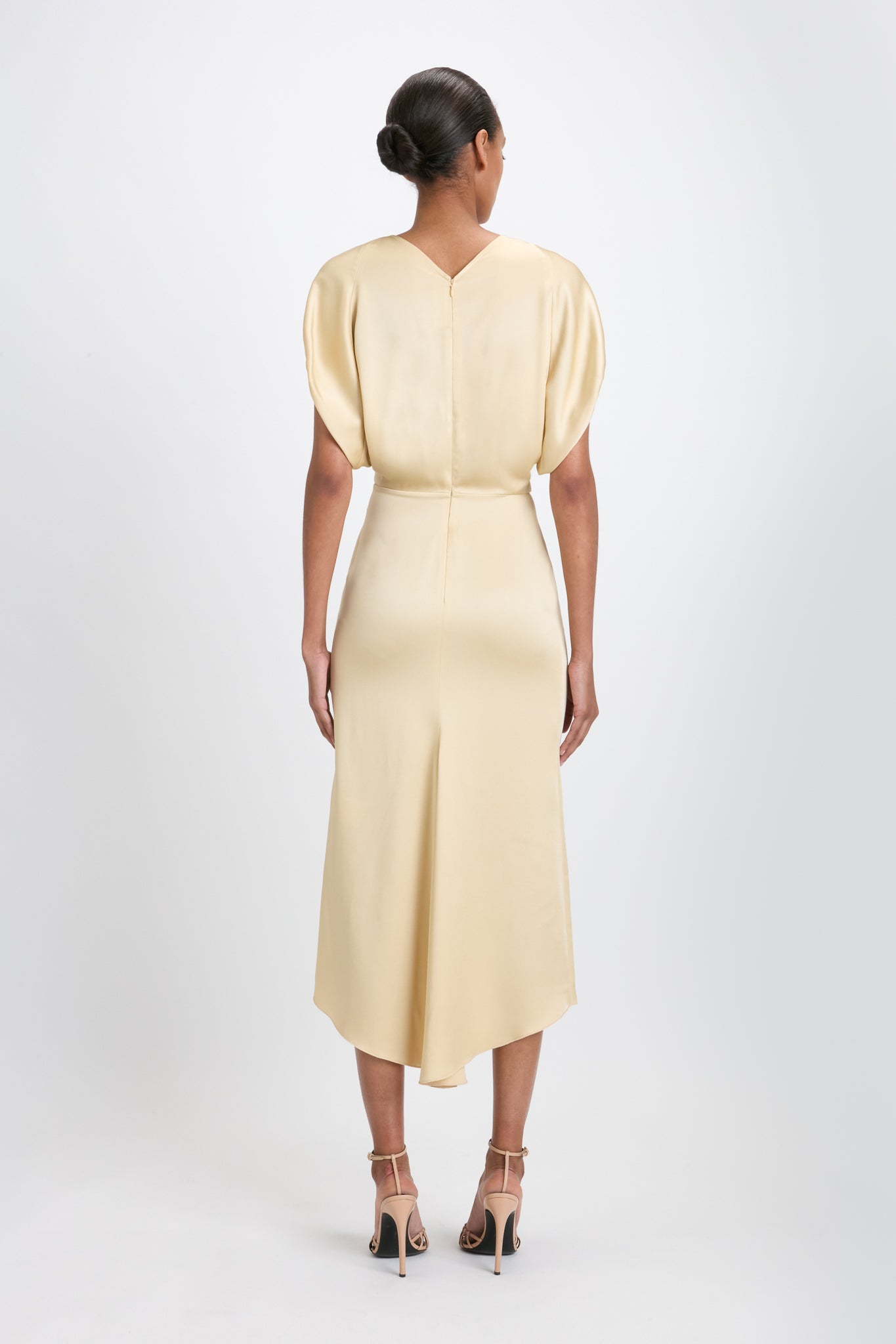 Blouson Detail Midi Dress In Macadamia