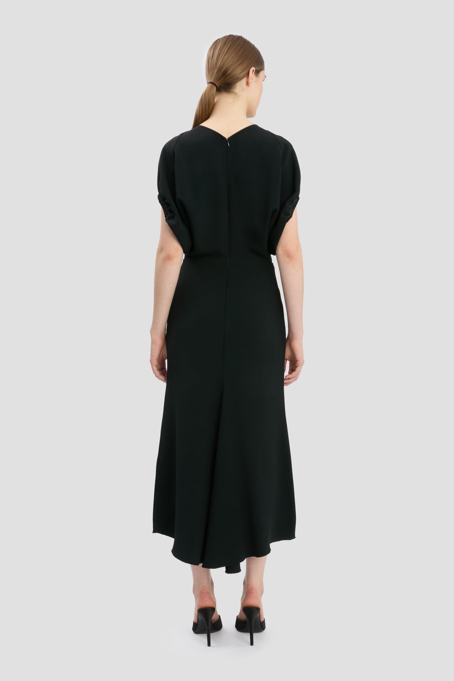 Blouson Detail Midi Dress In Black