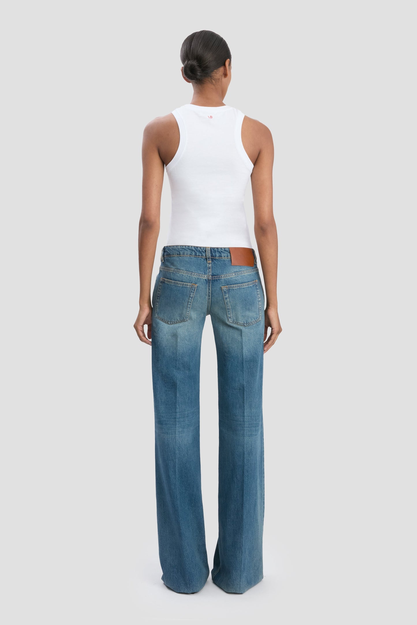 Gigi Low Waist Straight Leg Jean In Mid Blue