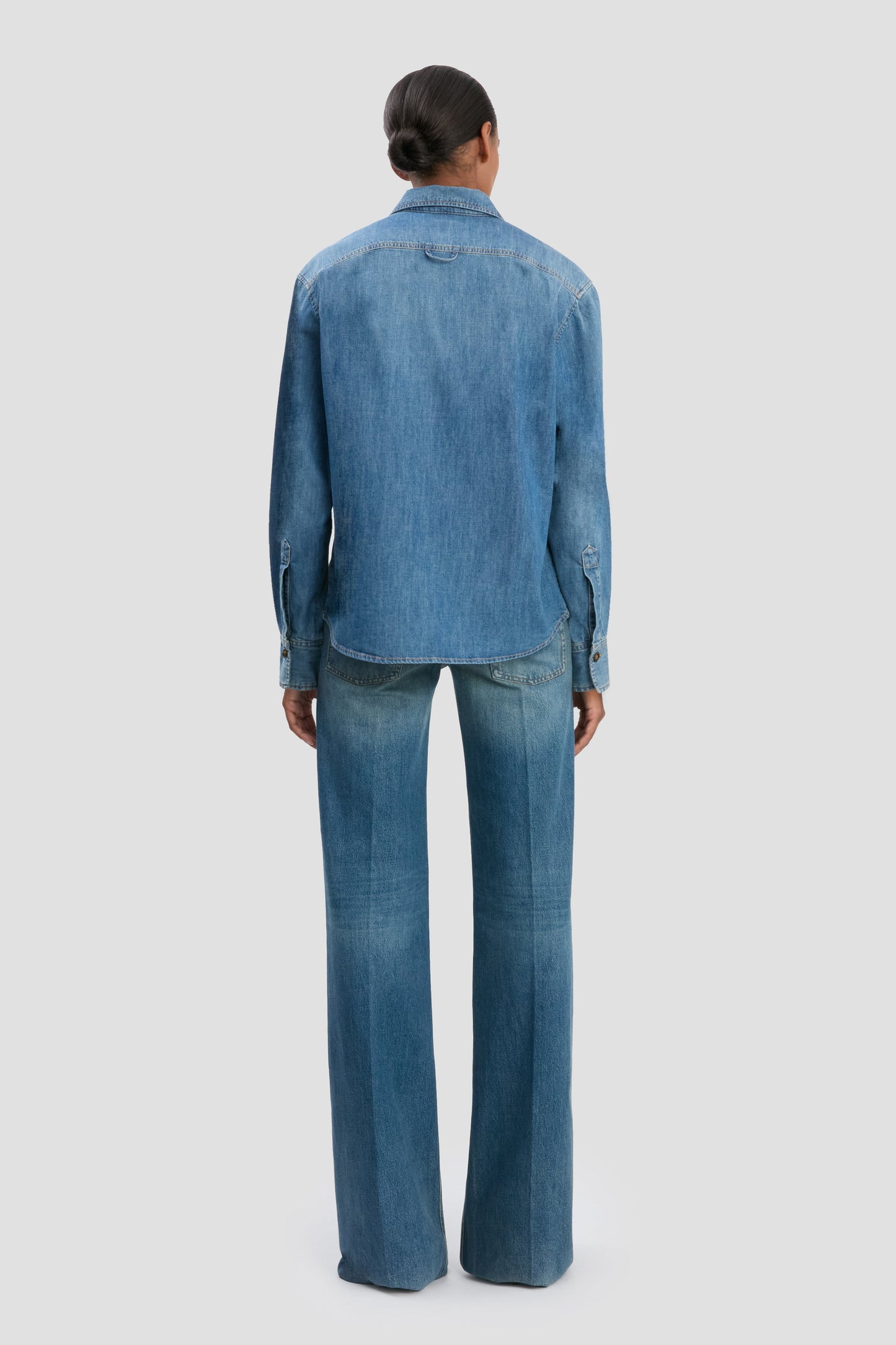 Men's Denim Shirt In Mid Blue Wash