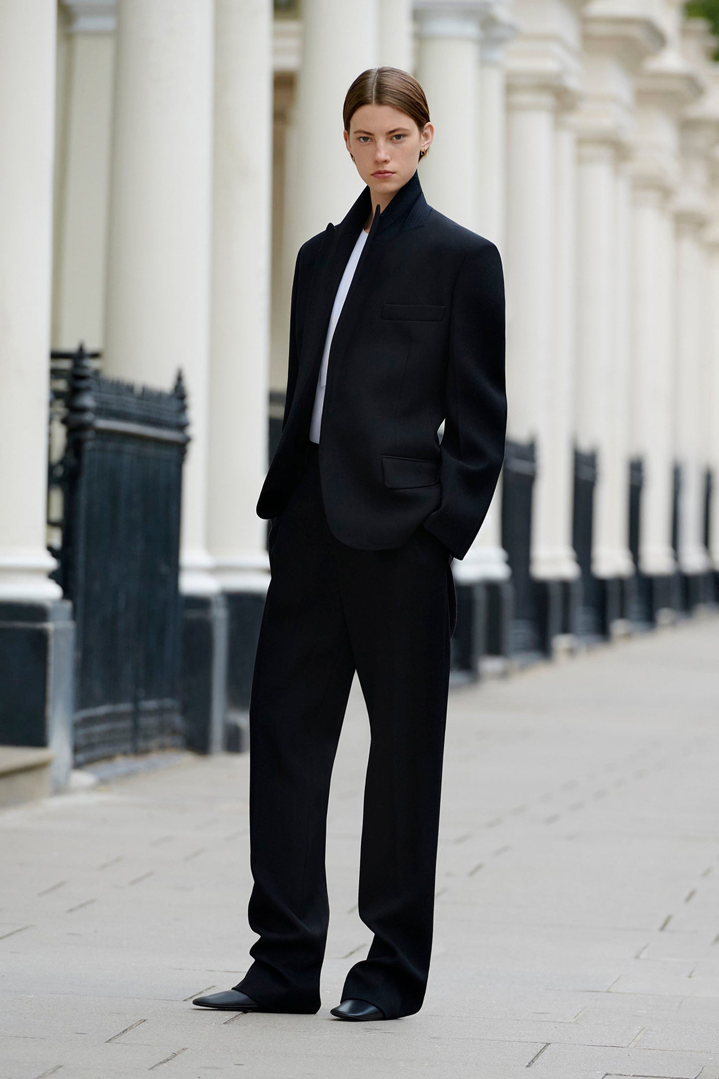 Drop-Waist Straight Leg Trouser In Black