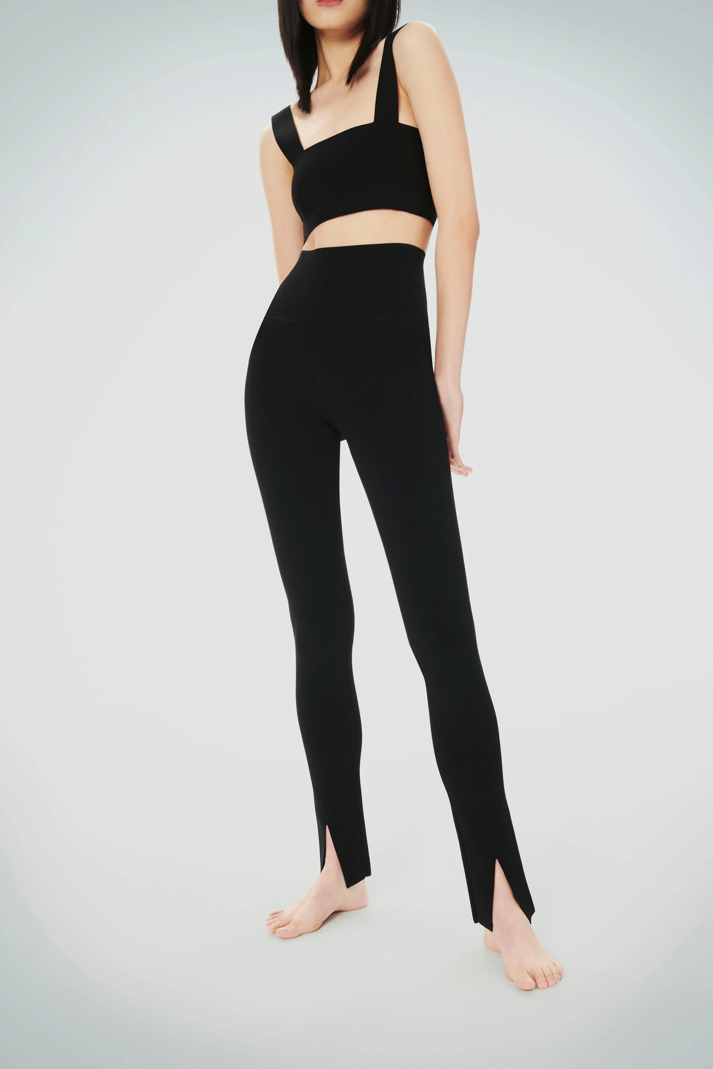 Split Front Leggings In Black